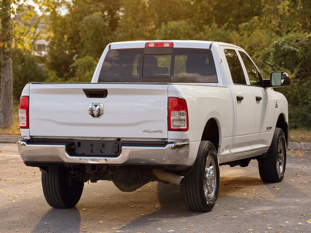 RAM 2500 Tradesman Crew Cab SWB 4WD 2022