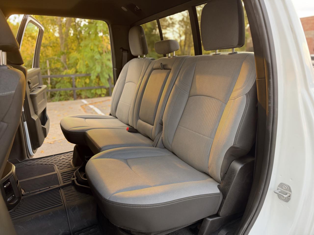 RAM 2500 Tradesman Crew Cab SWB 4WD 2022
