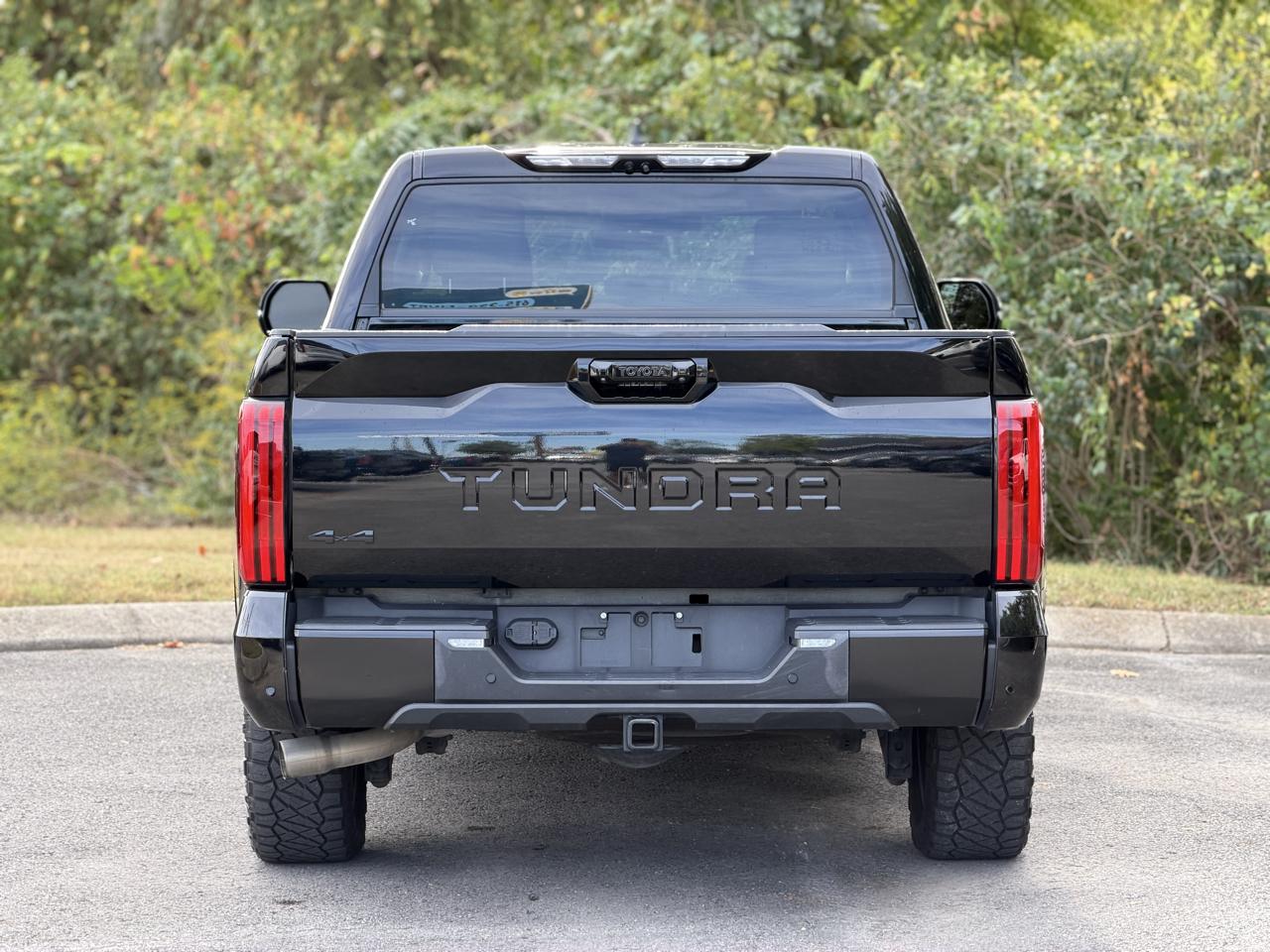 Toyota Tundra SR5 CrewMax 4WD 2023