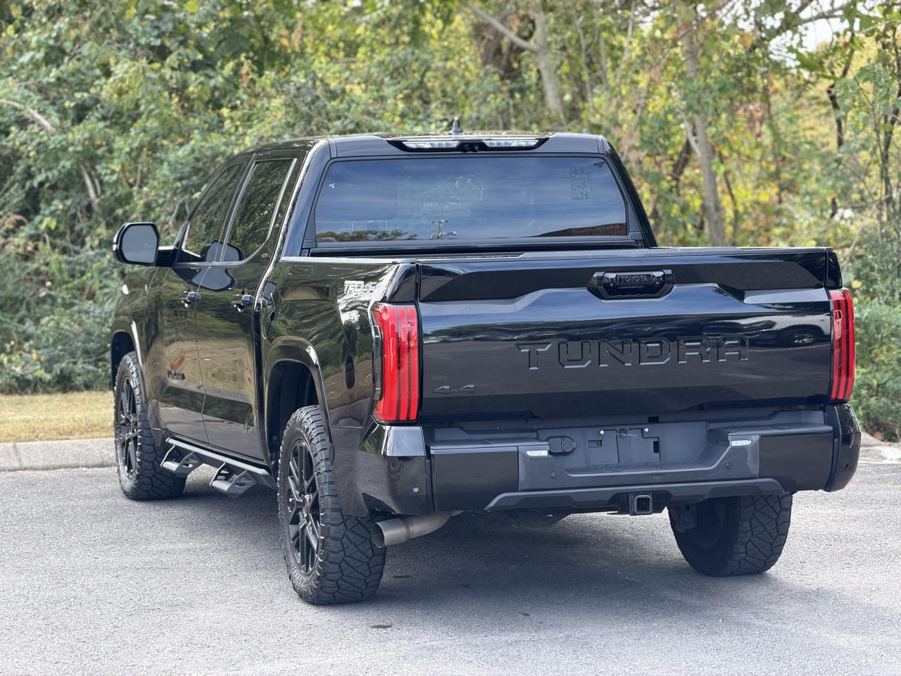 Toyota Tundra SR5 CrewMax 4WD 2023