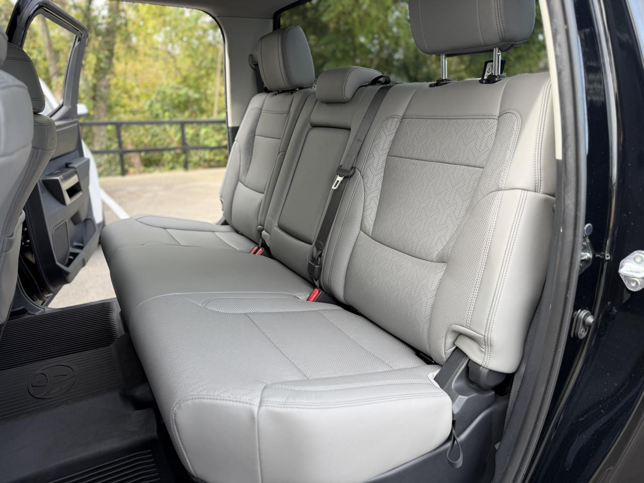 Toyota Tundra SR5 CrewMax 4WD 2023