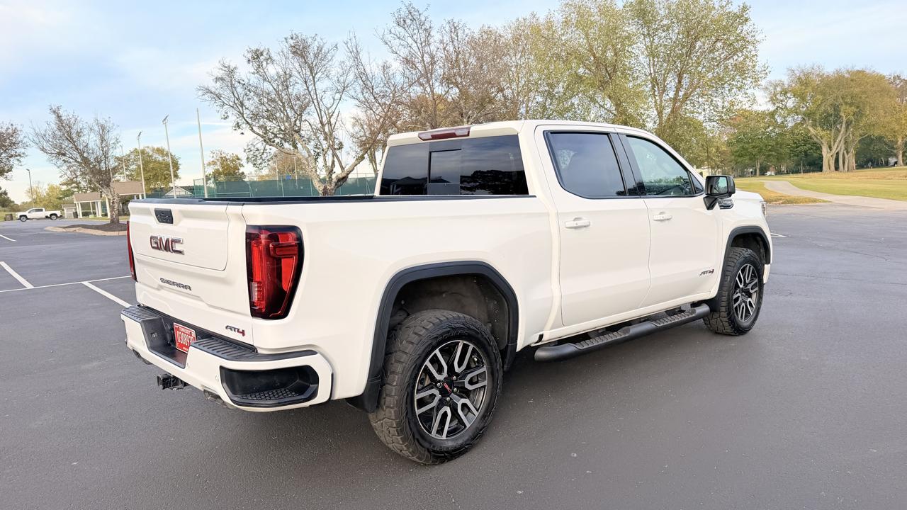 GMC Sierra 1500 Limited AT4 Crew Cab Short Box 4WD 2022