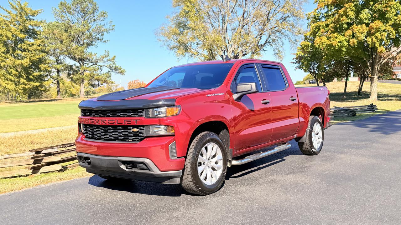 Chevrolet Silverado 1500 Custom Crew Cab Long Box 4WD 2020
