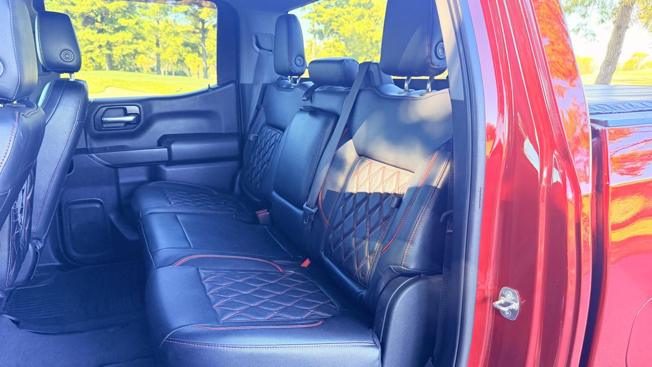 Chevrolet Silverado 1500 Custom Crew Cab Long Box 4WD 2020