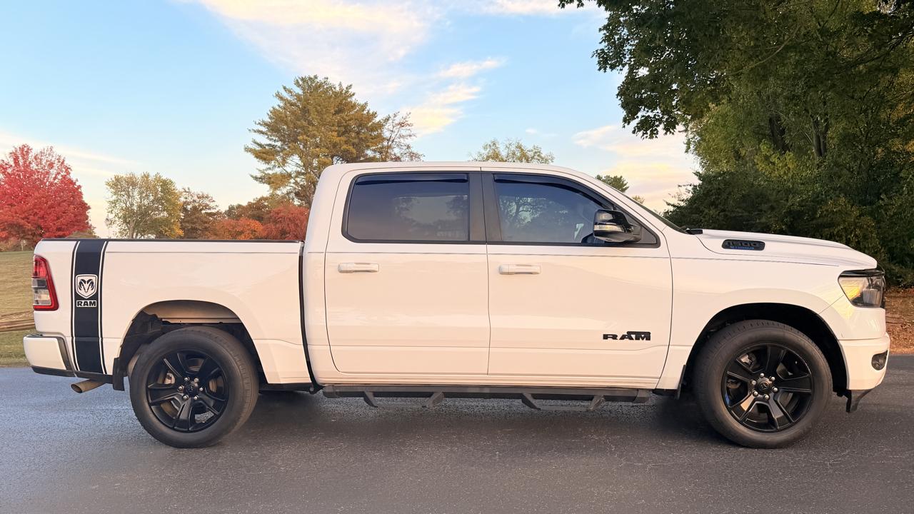 RAM 1500 Big Horn Crew Cab SWB 2WD 2022