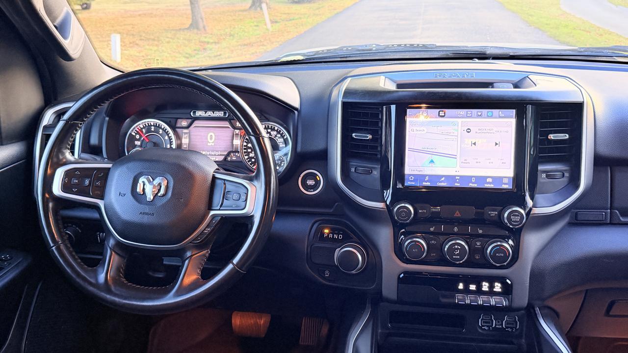 RAM 1500 Big Horn Crew Cab SWB 2WD 2022