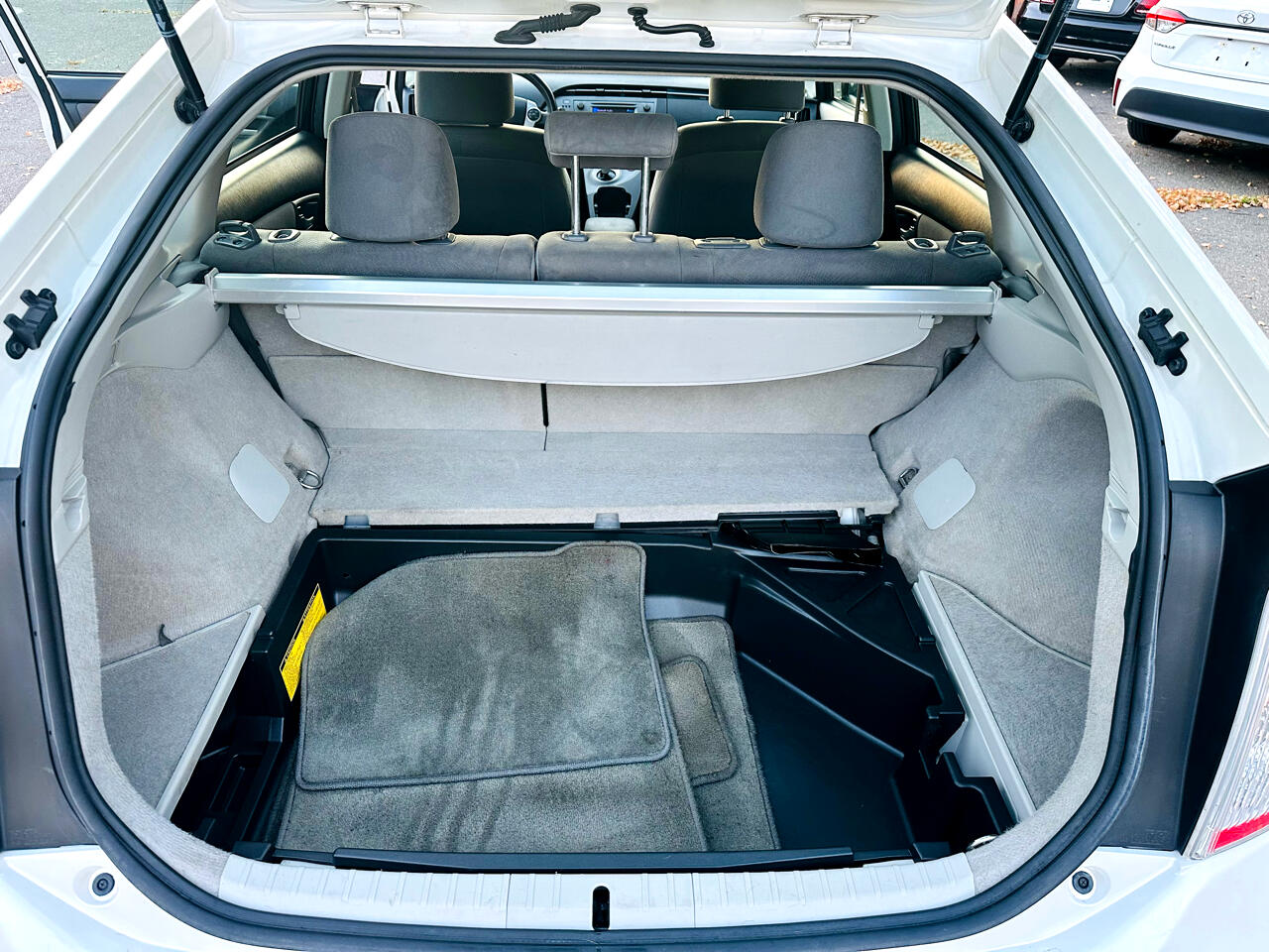 Toyota Prius Five 2012 Toyota Prius Five 2012