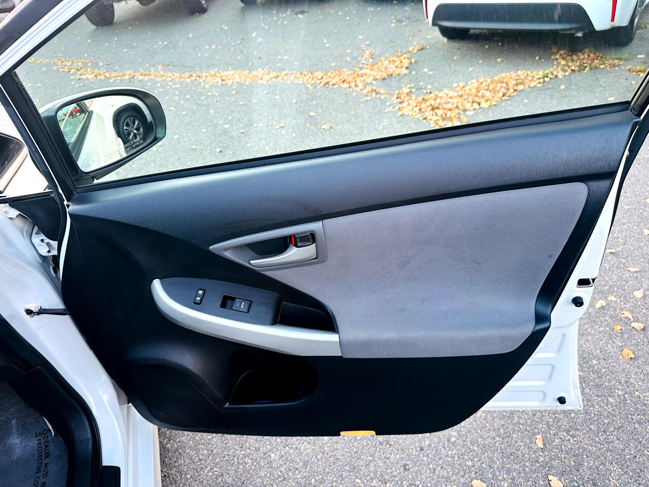 Toyota Prius Five 2012 Toyota Prius Five 2012