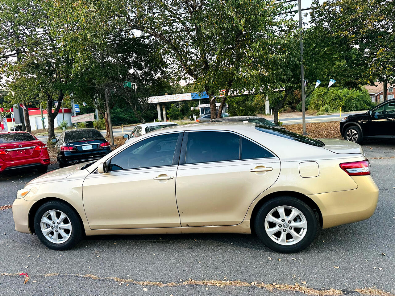 Toyota Camry Base 2011 Toyota Camry Base 2011