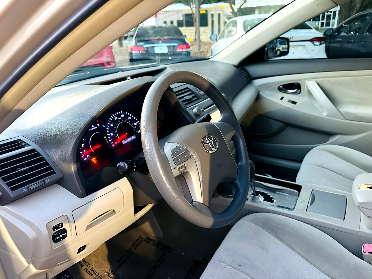 Toyota Camry Base 2011 Toyota Camry Base 2011