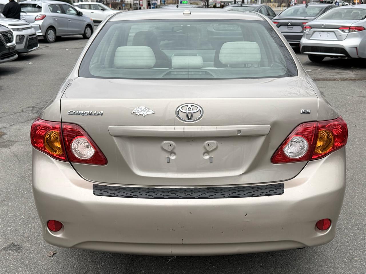 Toyota Corolla LE 2009