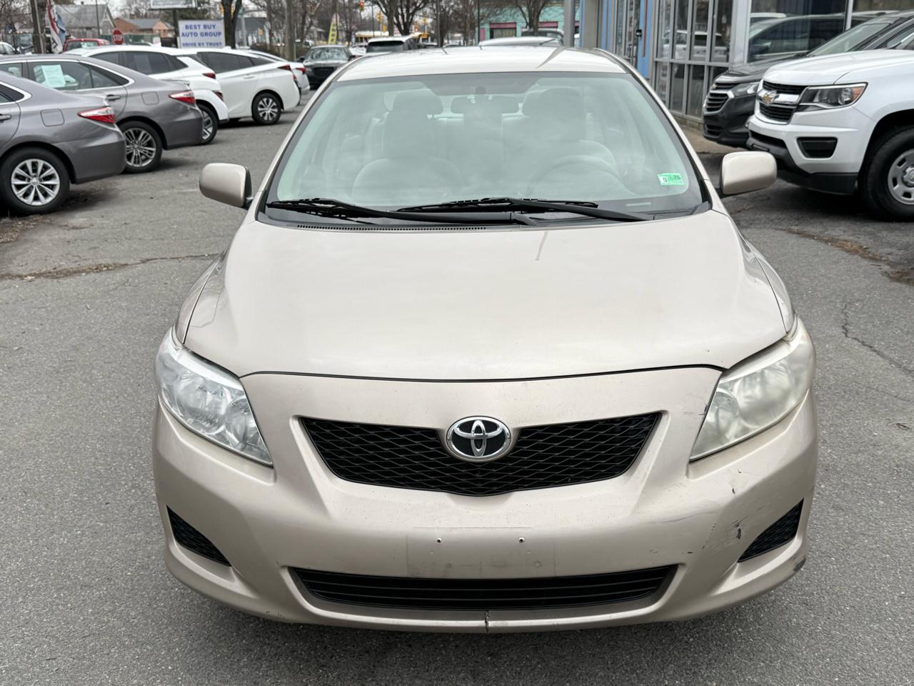 Toyota Corolla LE 2009