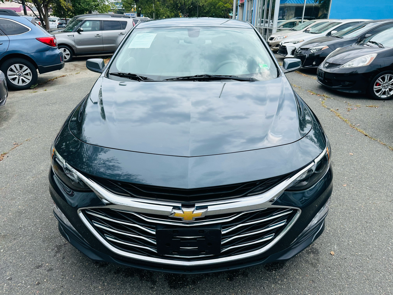 2019 Chevrolet Malibu 1LT photo 3