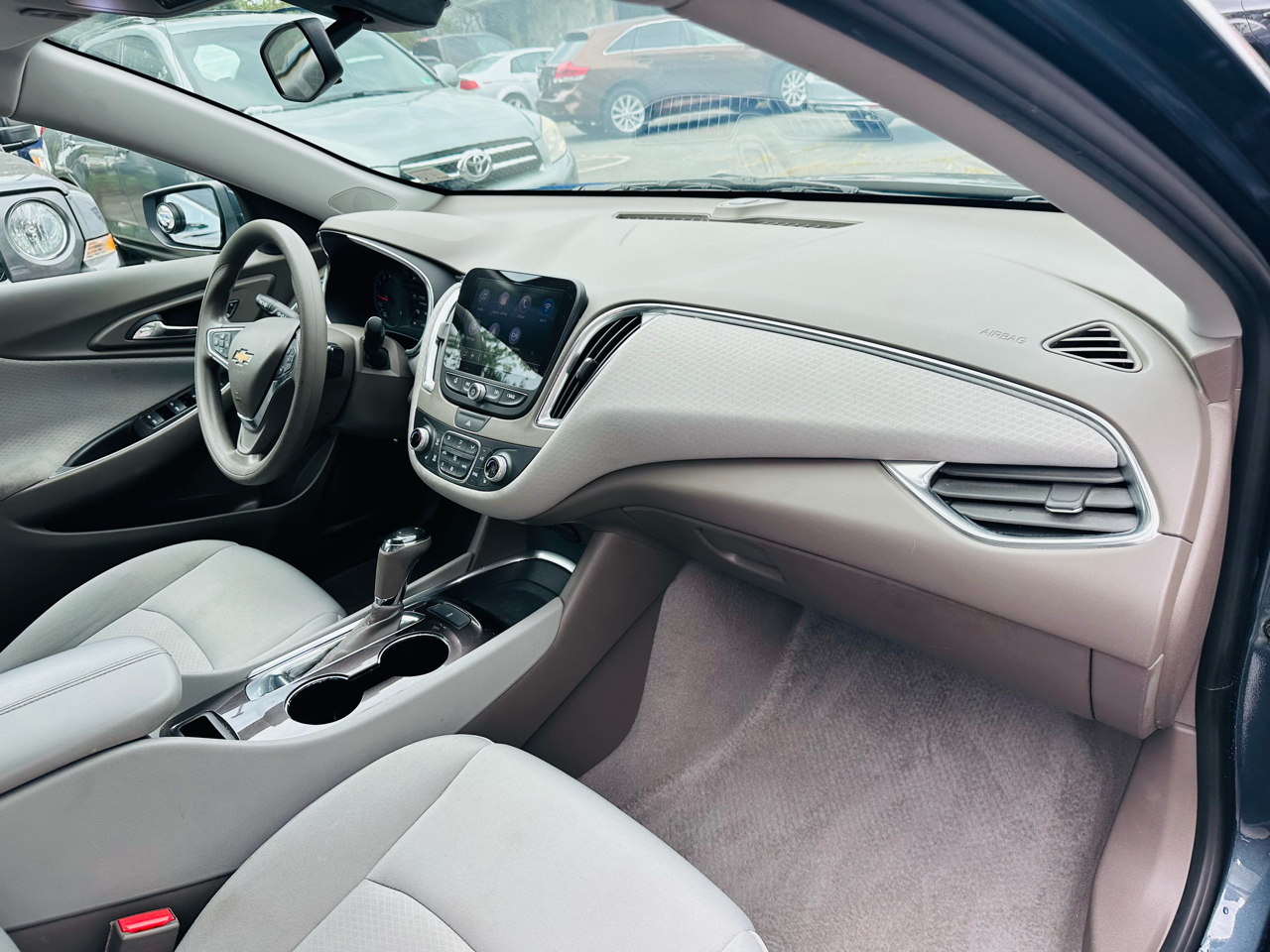 2019 Chevrolet Malibu 1LT photo 17