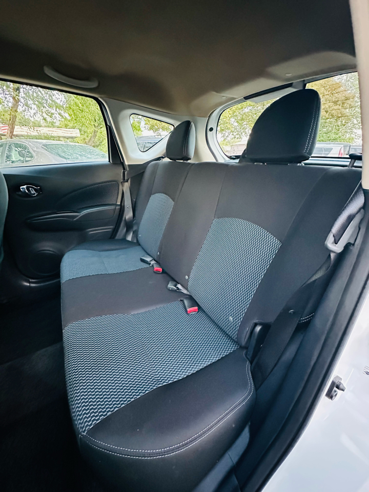 2016 Nissan Versa Note SV photo 14
