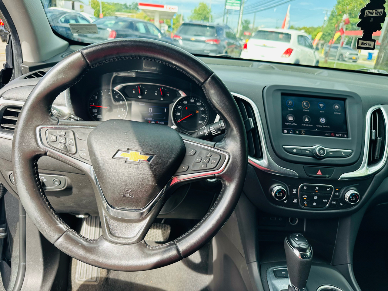 2020 Chevrolet Equinox LT photo 9
