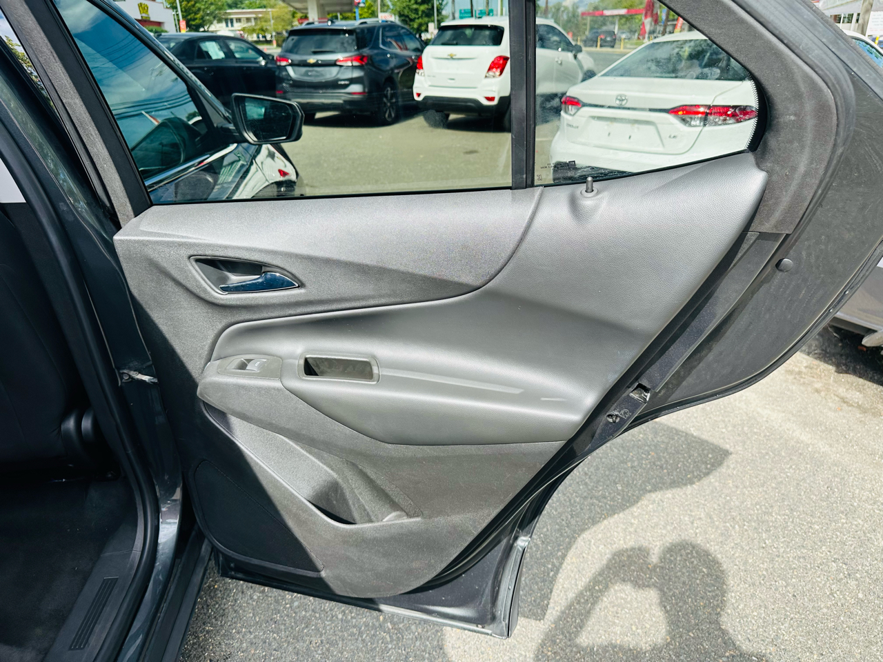 2020 Chevrolet Equinox LT photo 13