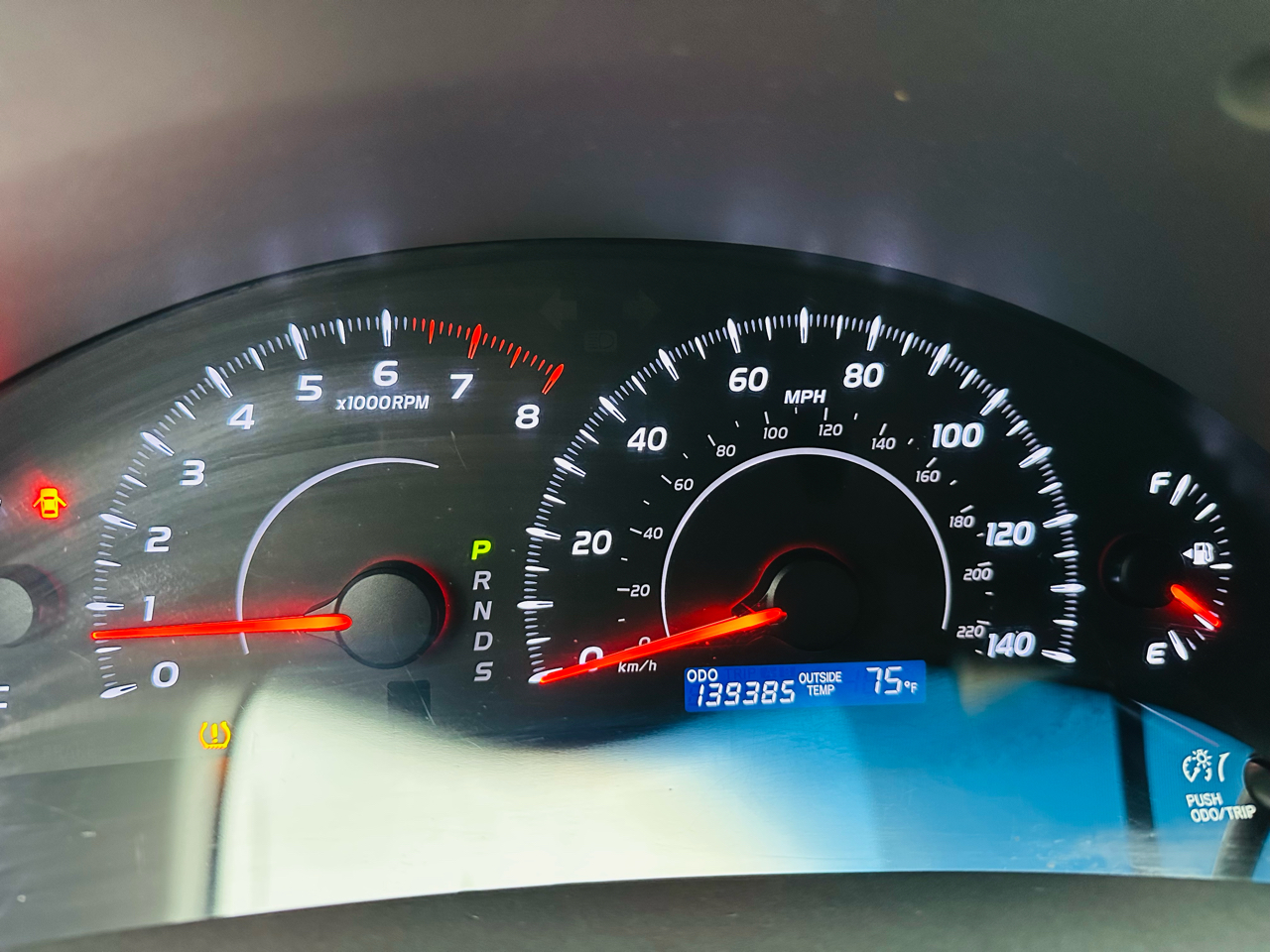 2010 Toyota Camry LE photo 10