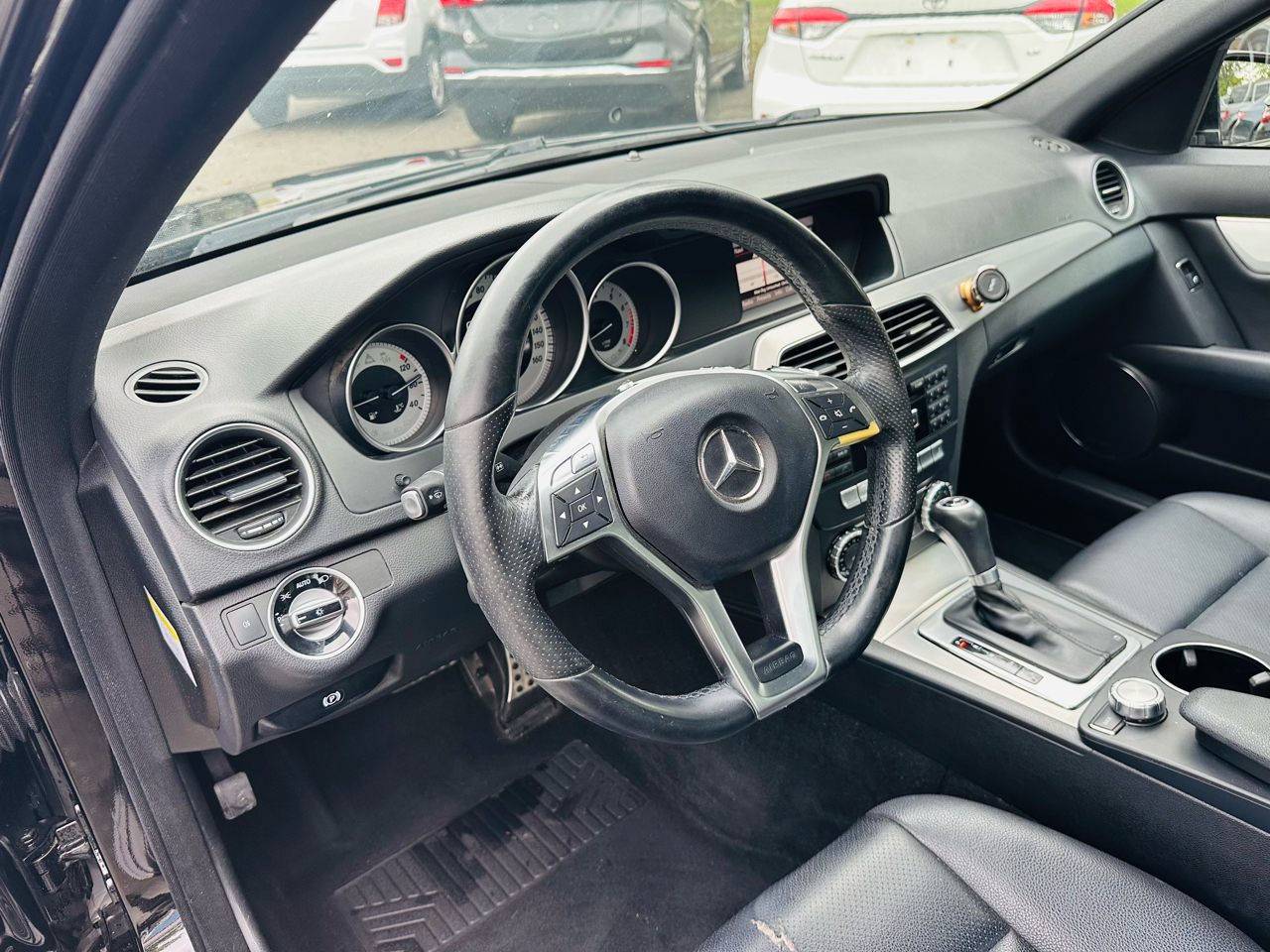 2013 Mercedes Benz C 250 Sport Sedan photo 3