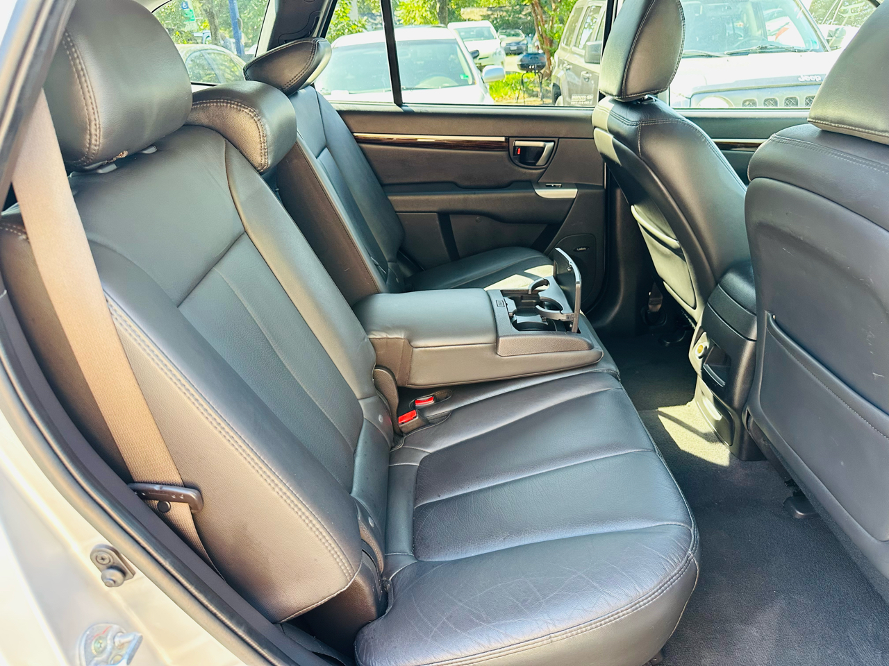 Hyundai Santa Fe Limited 3.5 4WD 2012 Hyundai Santa Fe Limited 3.5 4WD 2012
