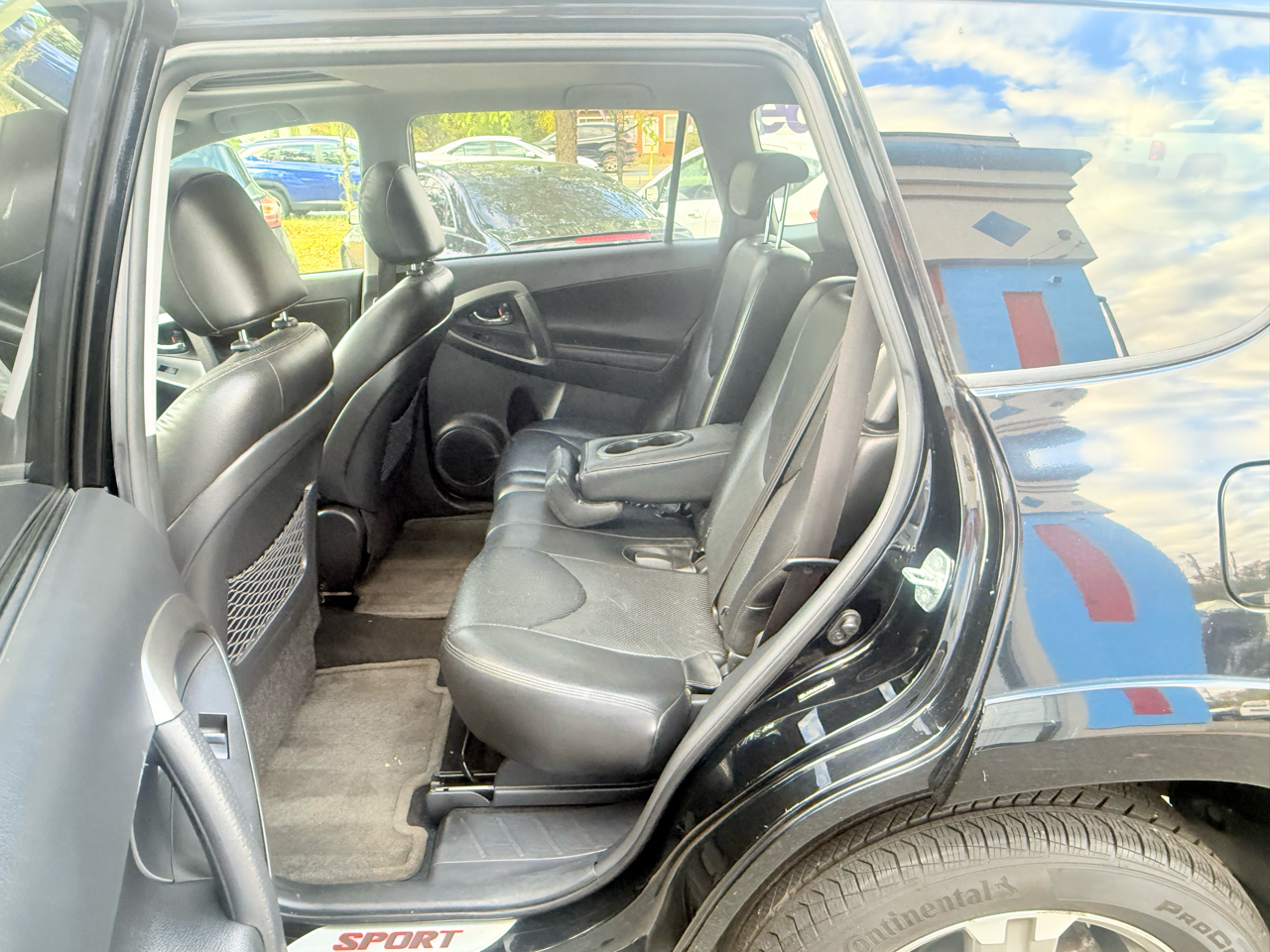 Toyota RAV4 Sport V6 4WD 2010 Toyota RAV4 Sport V6 4WD 2010