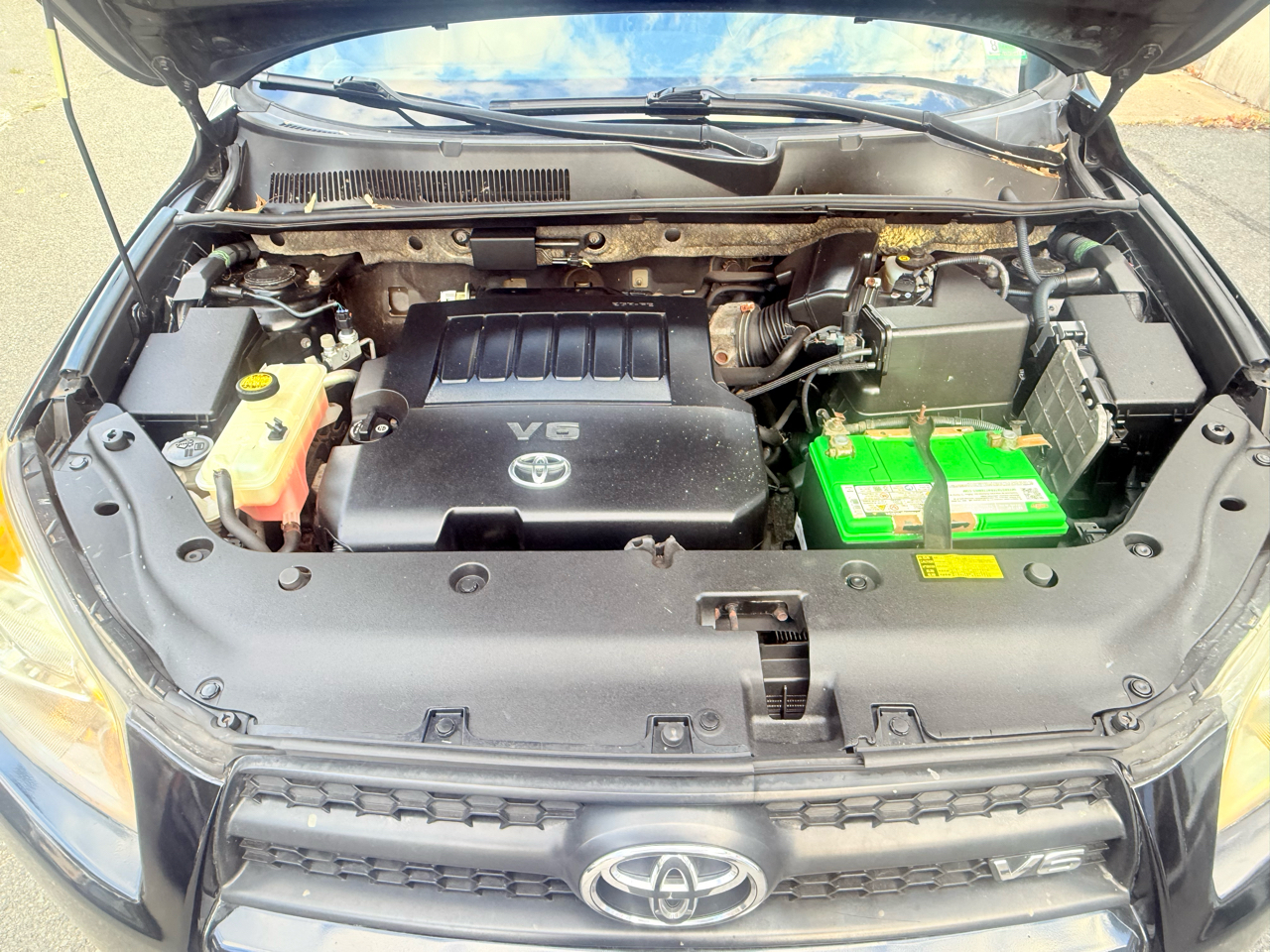 Toyota RAV4 Sport V6 4WD 2010 Toyota RAV4 Sport V6 4WD 2010