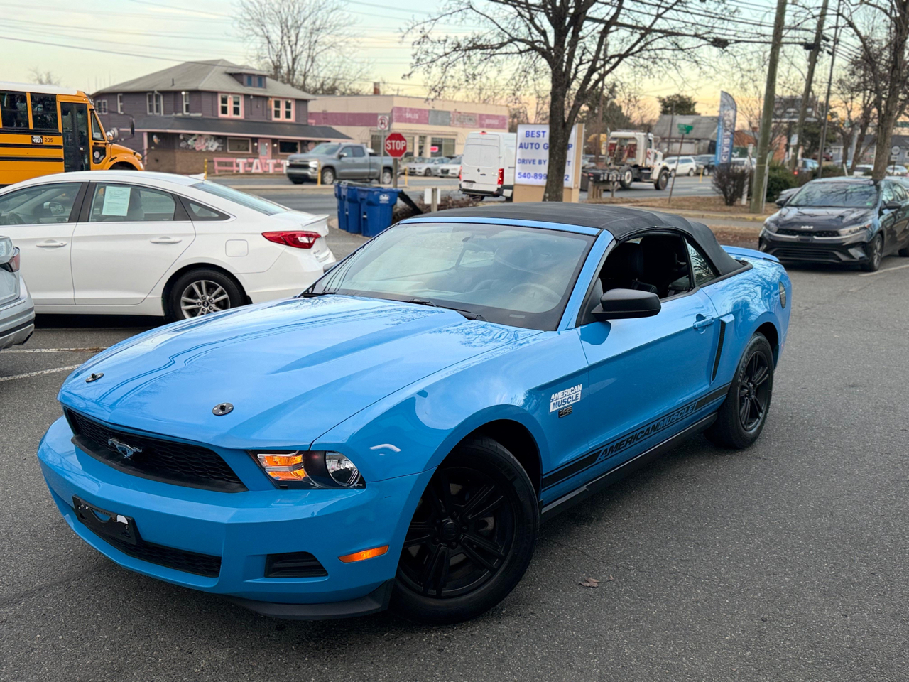 Ford Mustang V6 Convertible 2012