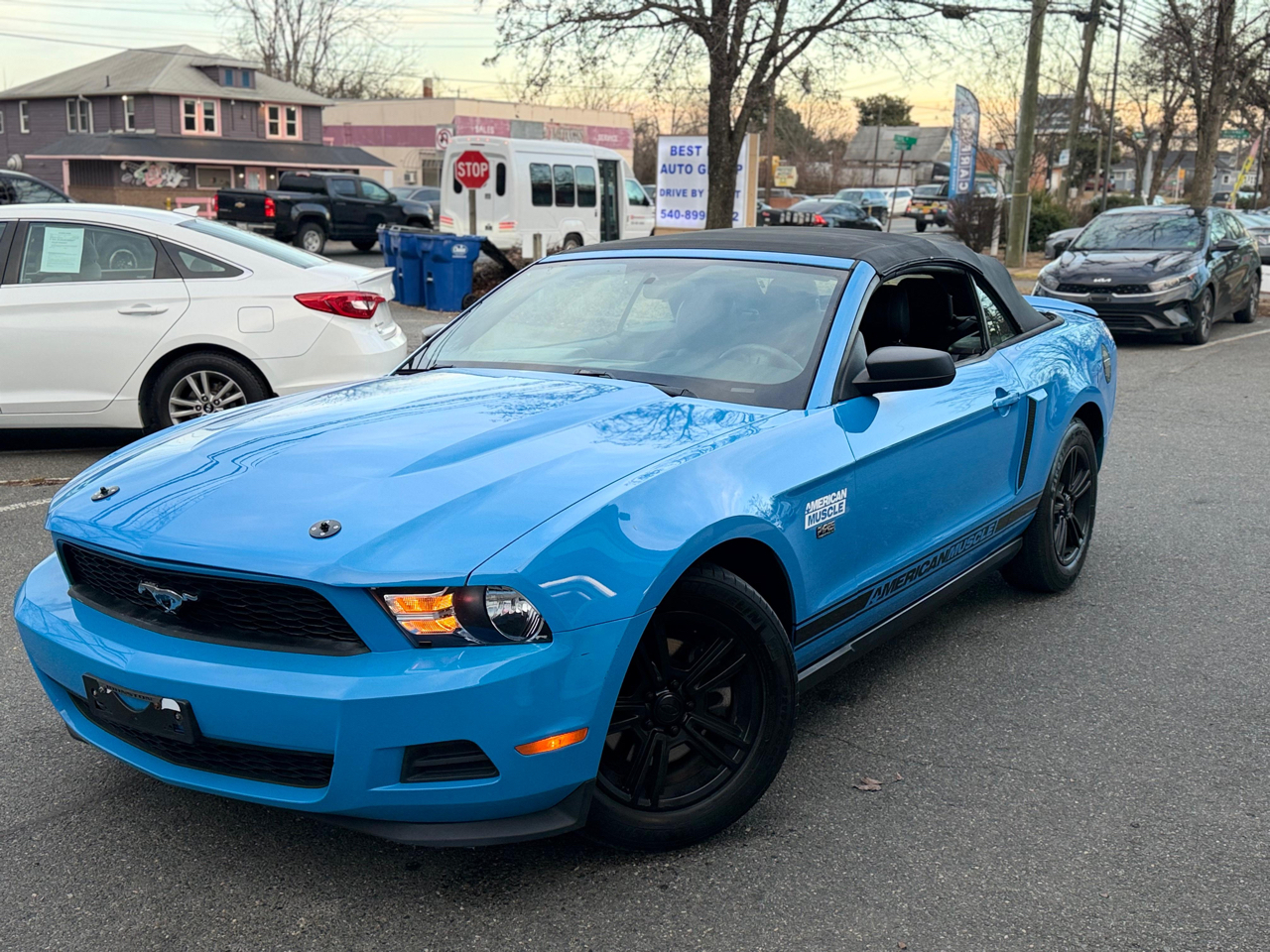 Ford Mustang V6 Convertible 2012