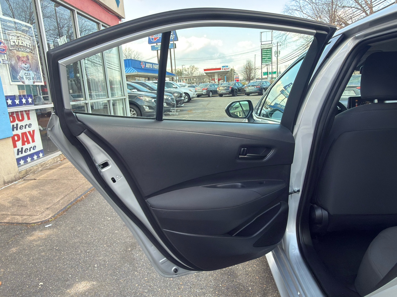 Toyota Corolla LE 2024