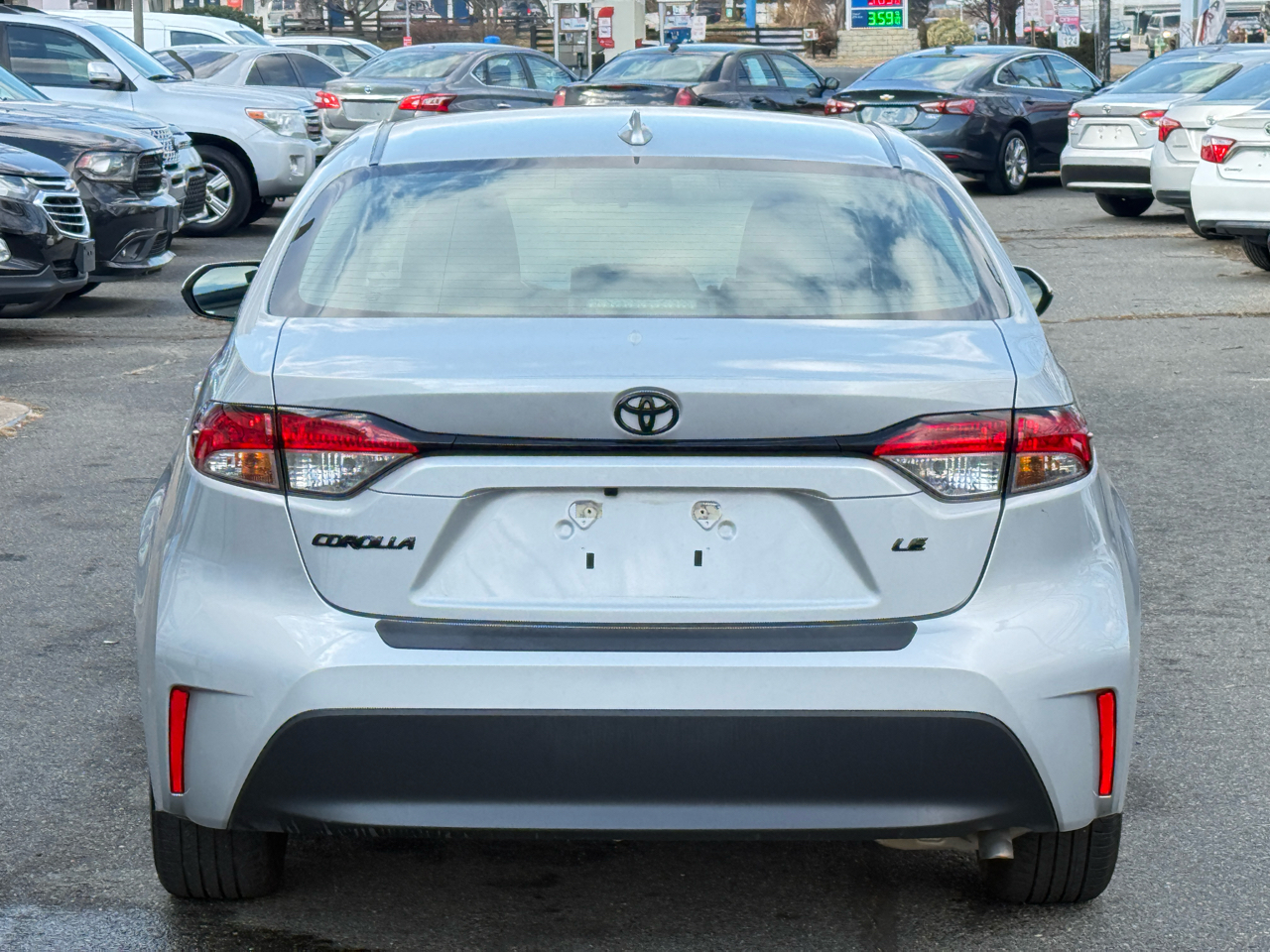 Toyota Corolla LE 2024