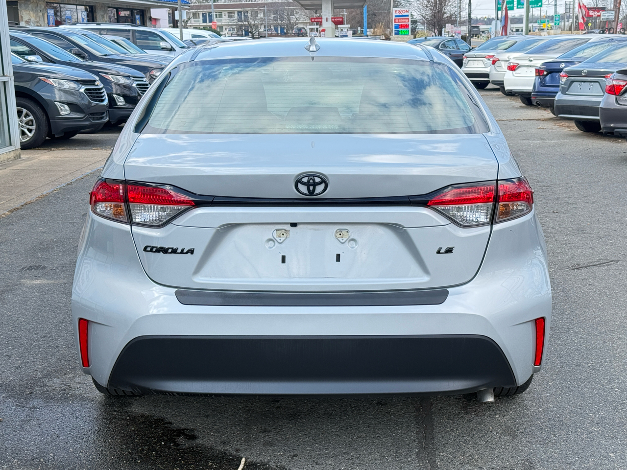 Toyota Corolla LE 2024