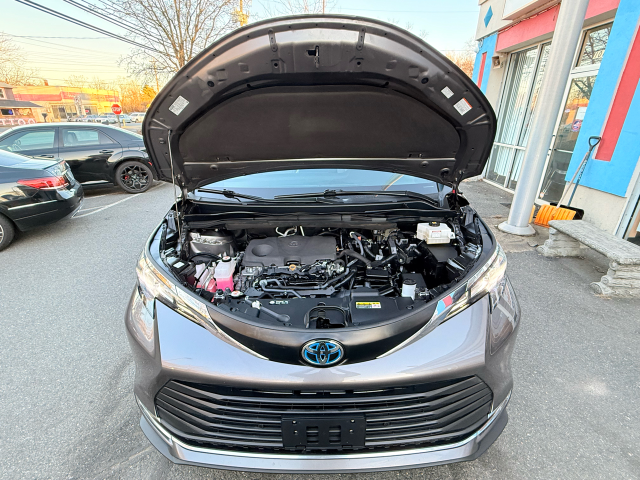 Toyota Sienna XLE 7-Passenger 2022