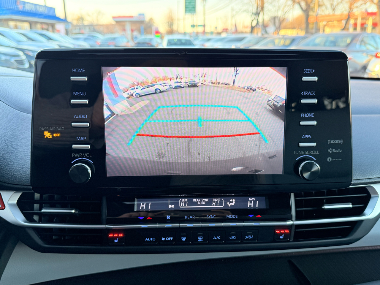 Toyota Sienna XLE 7-Passenger 2022