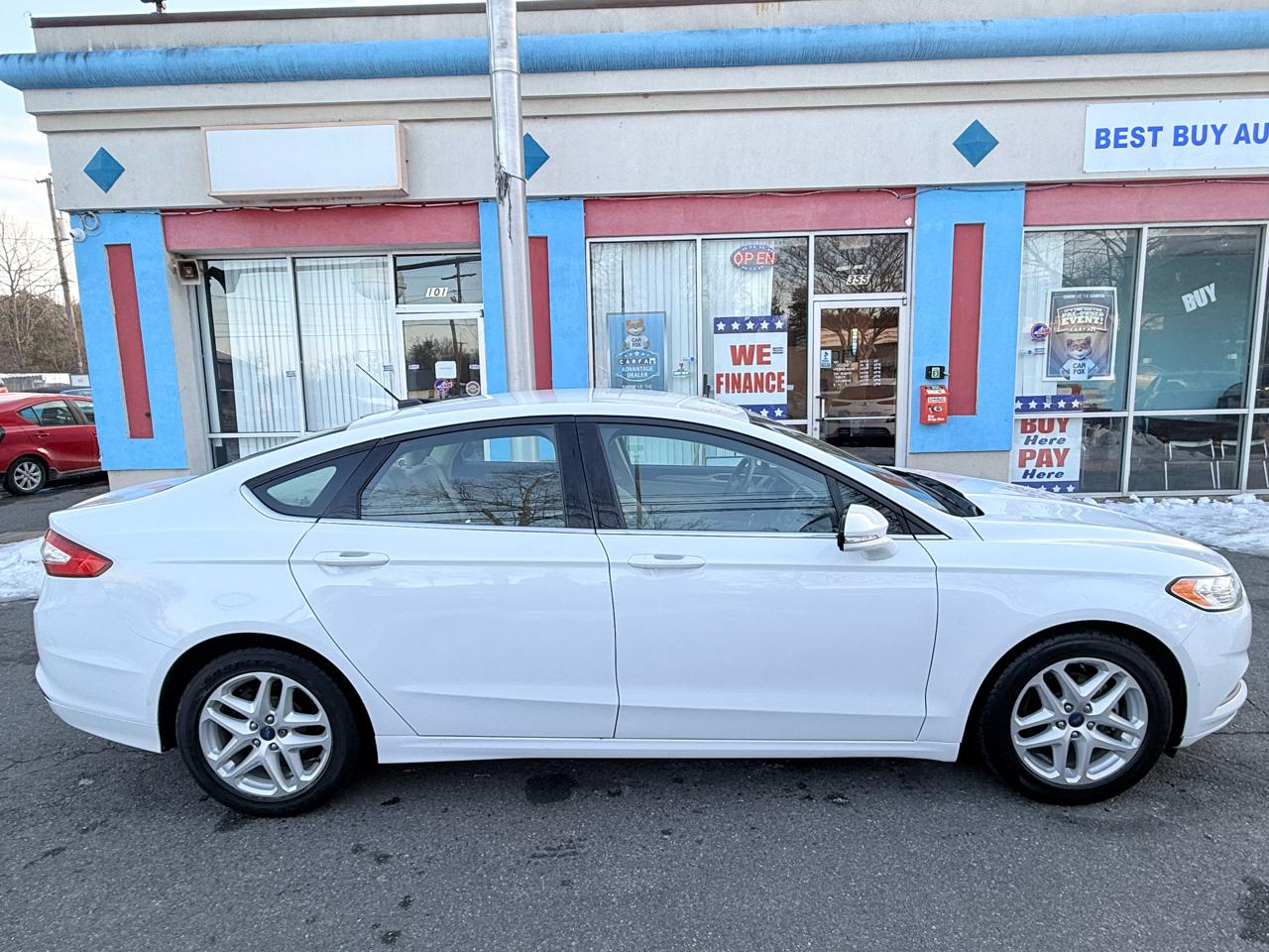 Ford Fusion SE 2014