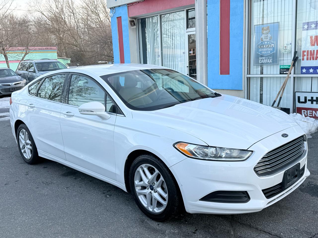 Ford Fusion SE 2014