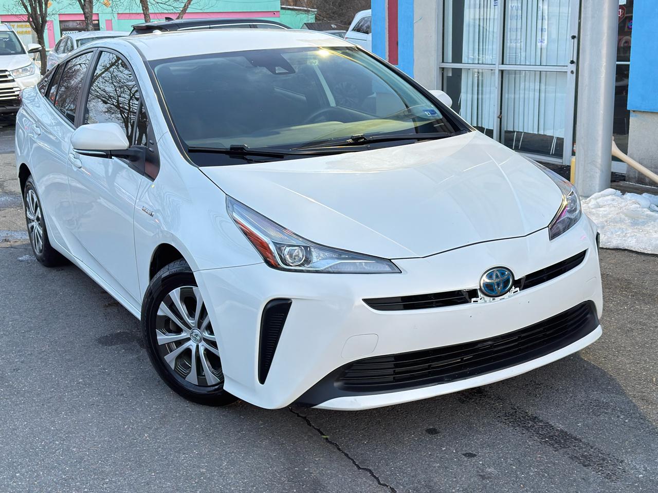 Toyota Prius L Eco 2020