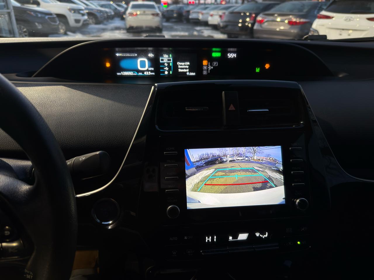 Toyota Prius L Eco 2020