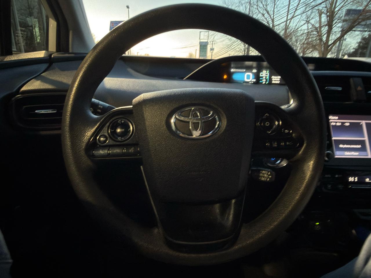 Toyota Prius L Eco 2020