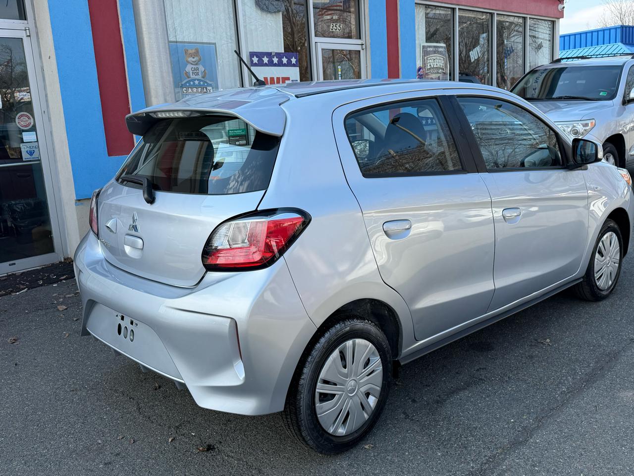 Mitsubishi Mirage ES CVT 2024