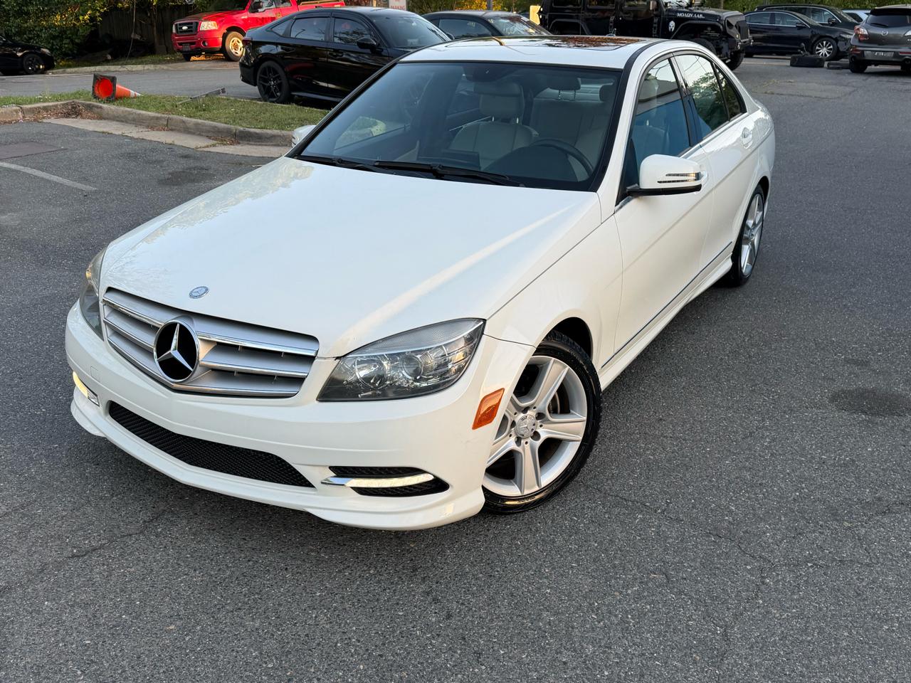 Mercedes-Benz C-Class C300 Luxury Sedan 2011