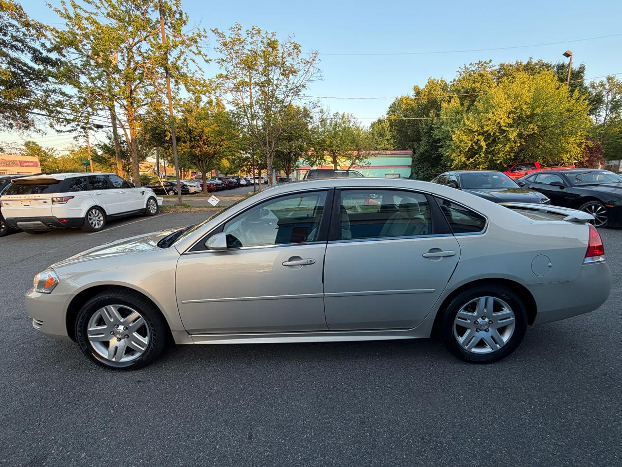 Chevrolet Impala LT (Fleet) 2012