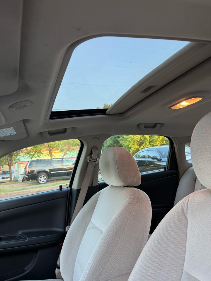 Chevrolet Impala LT (Fleet) 2012