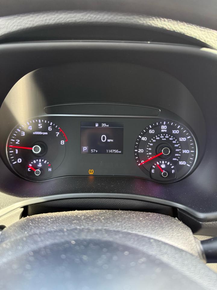 Chevrolet Impala LT (Fleet) 2012