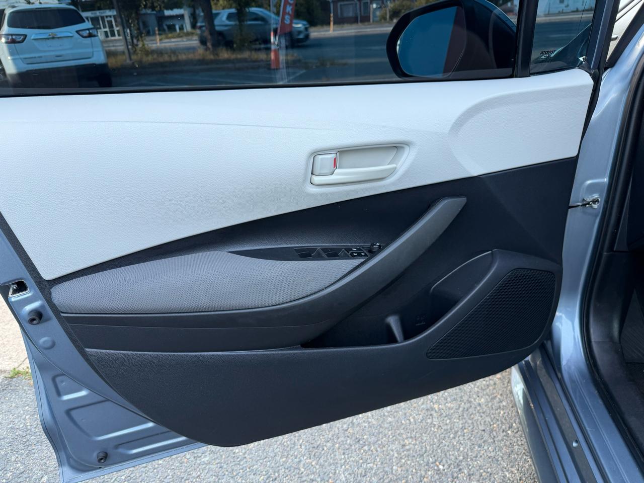 Toyota Corolla LE 2023