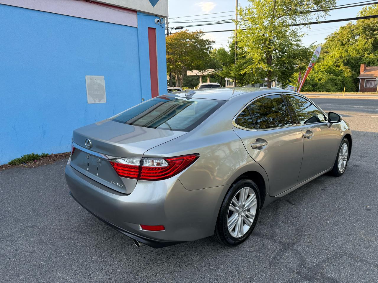 Lexus ES 350 Sedan 2015