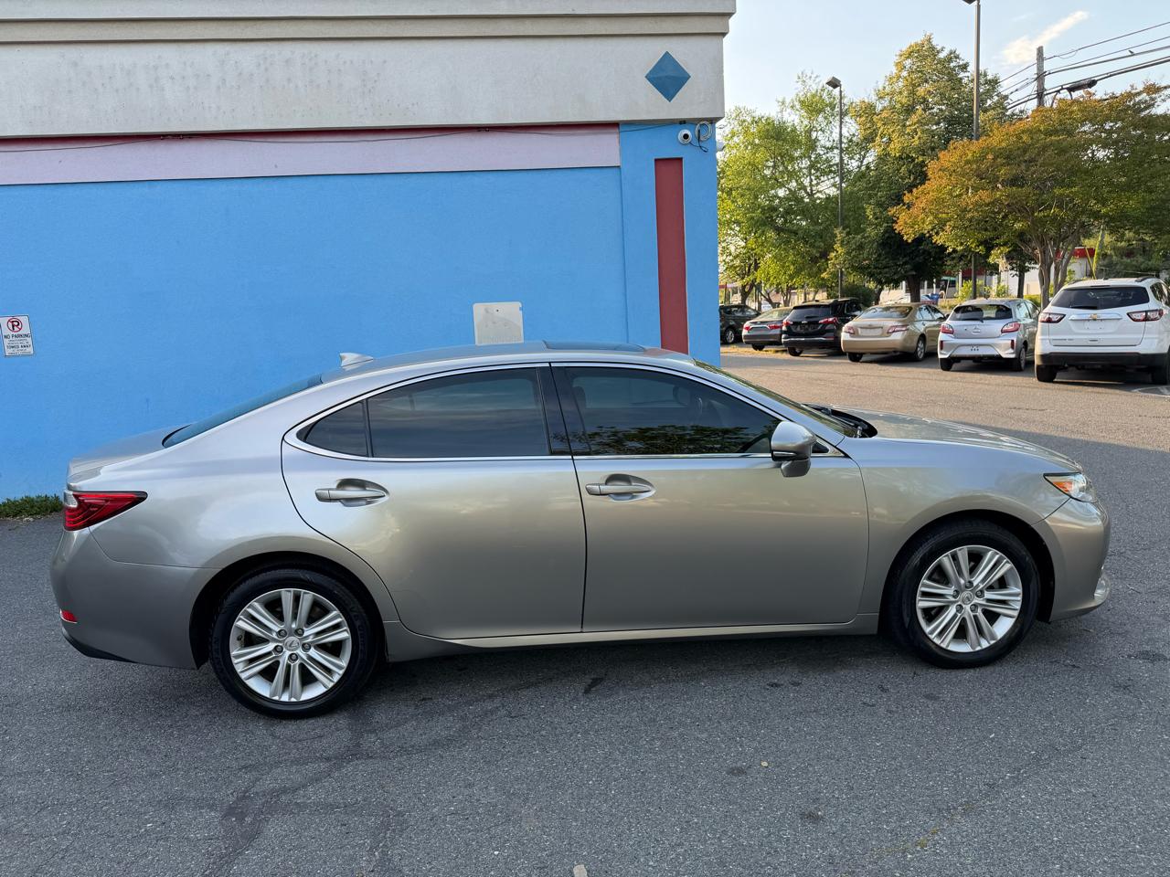Lexus ES 350 Sedan 2015