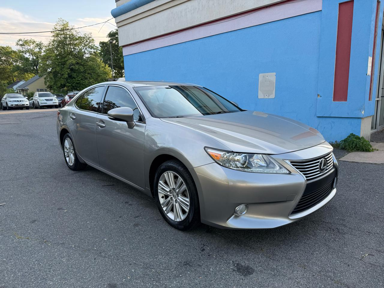 Lexus ES 350 Sedan 2015