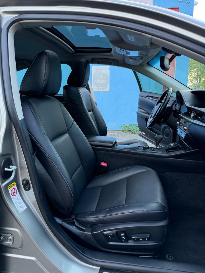 Lexus ES 350 Sedan 2015