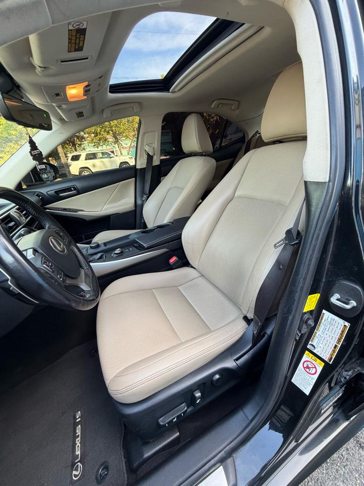 Lexus IS 200t 2017