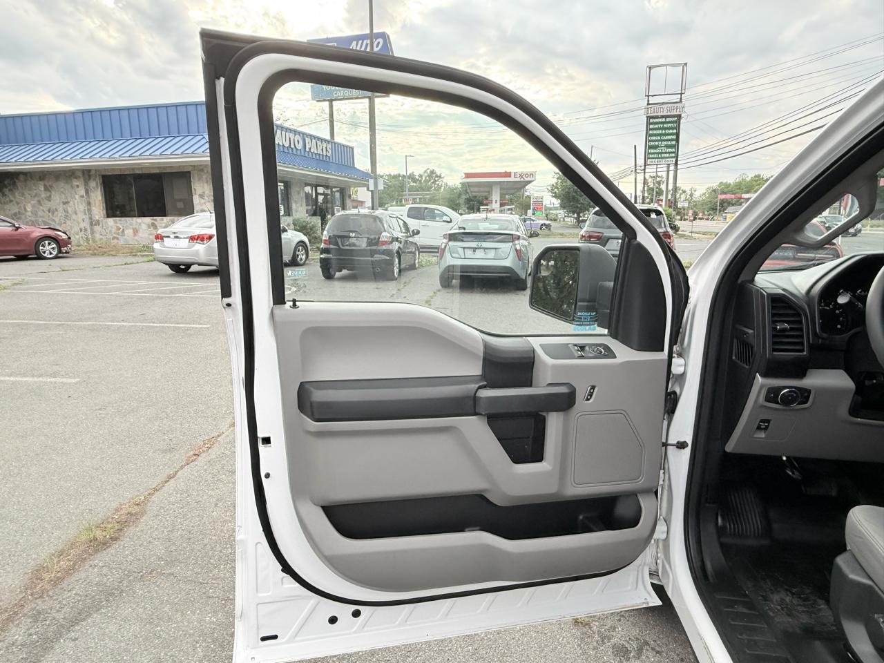 Ford F-150 XL 6.5-ft. Bed 2WD 2017